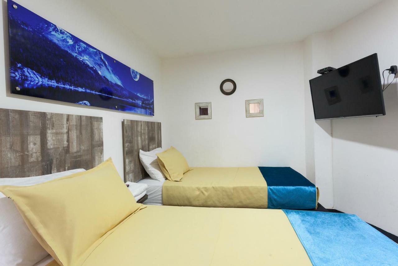 Apartamentos Amoblados Jg De La 70 Medellin Exterior photo
